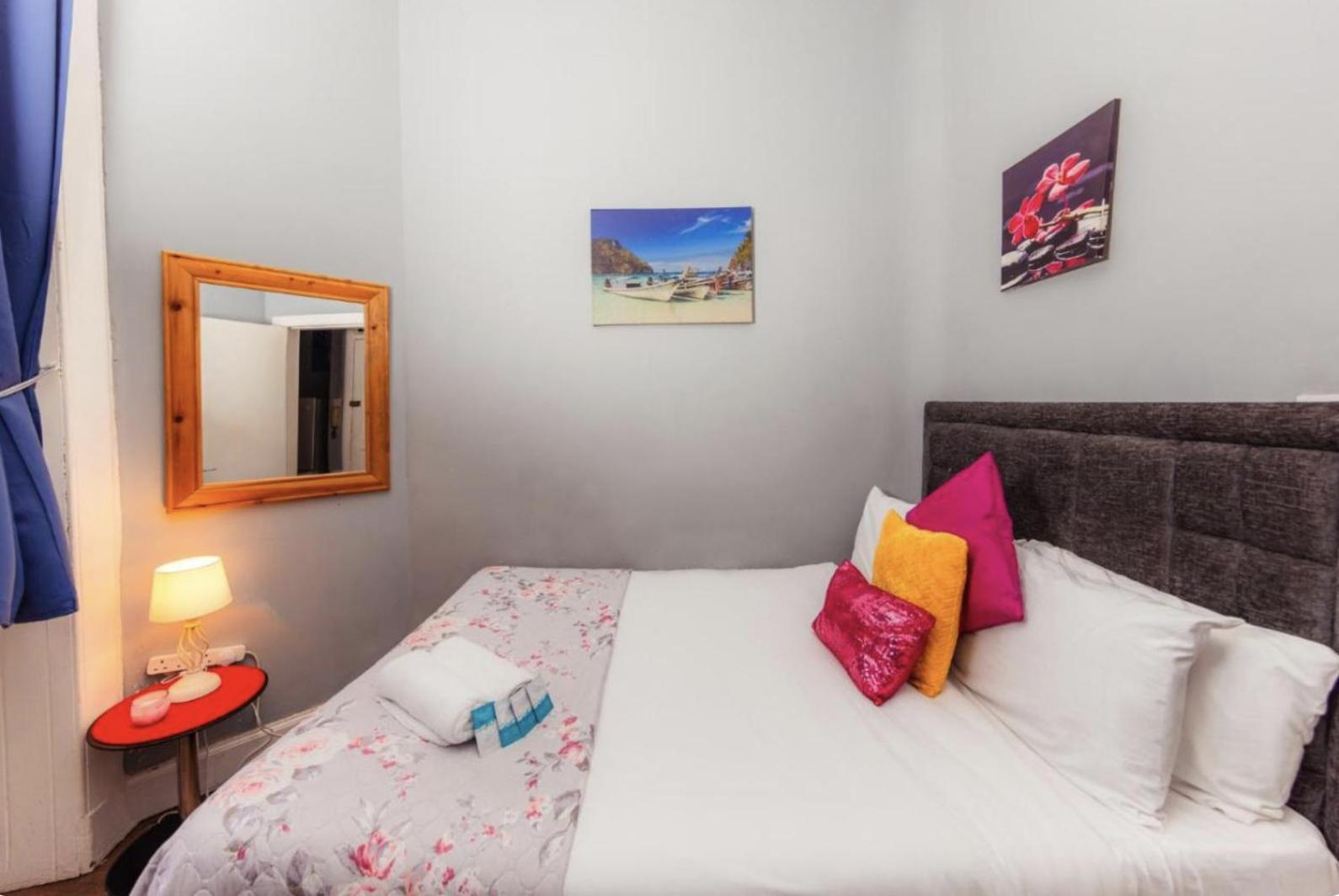 Warm Apartment By Holyrood Palace! 에든버러 외부 사진